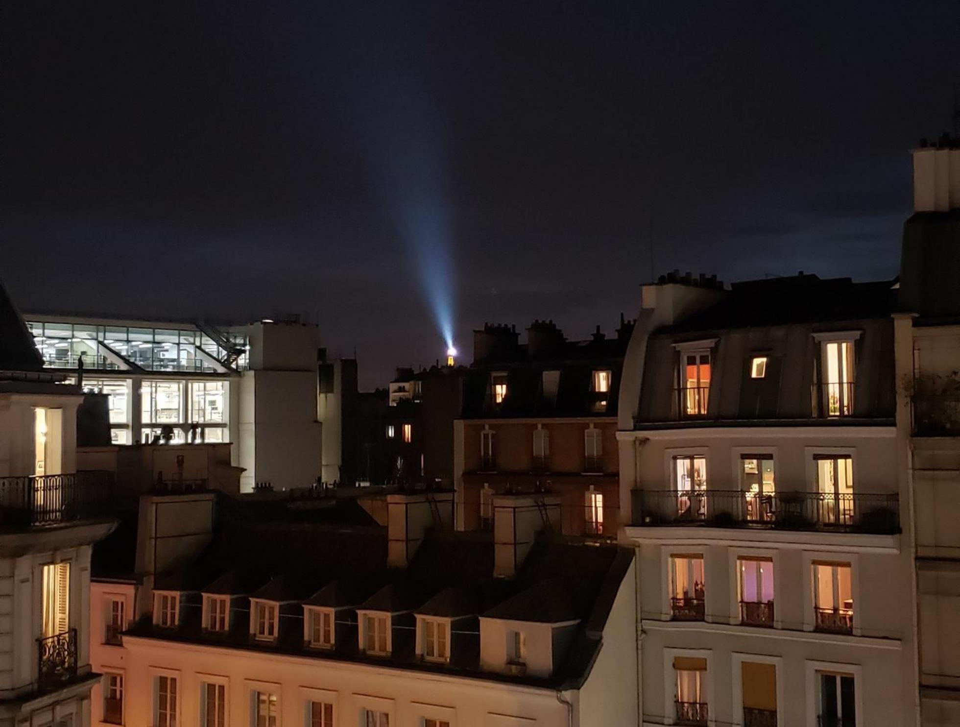 Ruby Magenta Apartment Paris Exterior photo